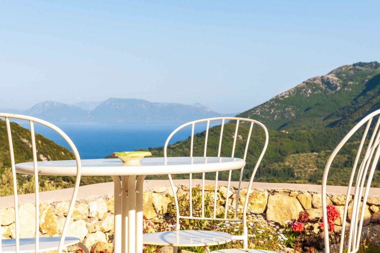Mounty Island Villas-Nefeli Lazaráta 외부 사진
